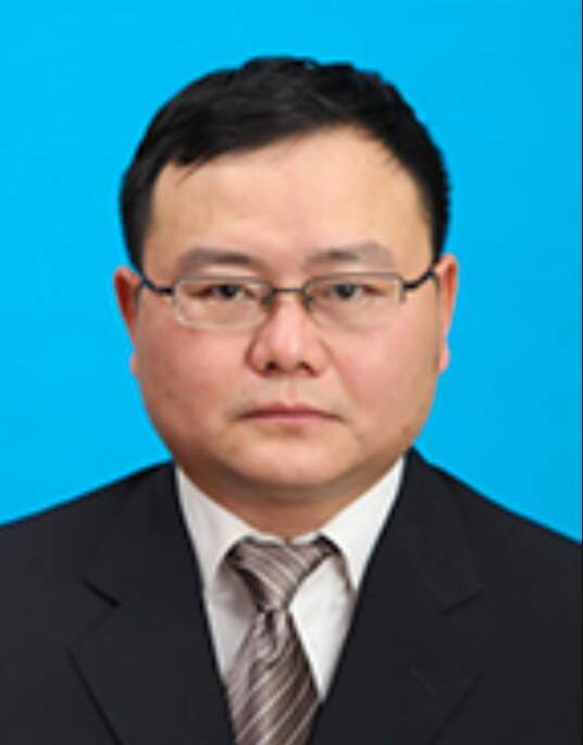 吴辉（重庆市财政局副局长）