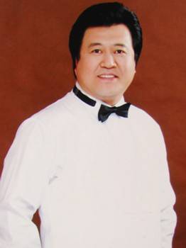 金永哲（中国音乐学院声乐歌剧系教授）
