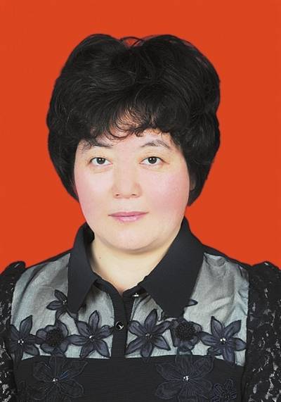 徐雯（乐山市妇联副主席）