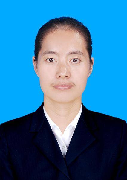 韩颖（内蒙古自治区巴林左旗旗委副书记、政法委书记）