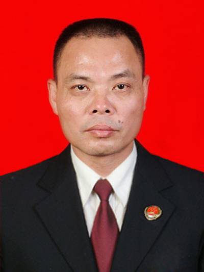 陈红卫（湖南省郴州市人民检察院原副检察长）