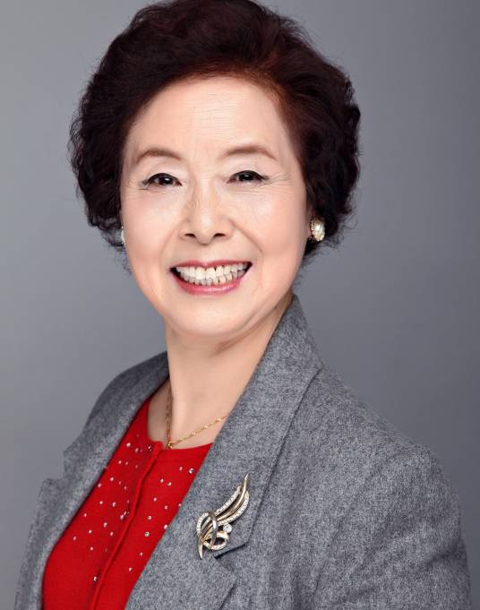 李秀美（中国钢琴教授）