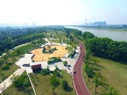 滨江公园（南京滨江公园）