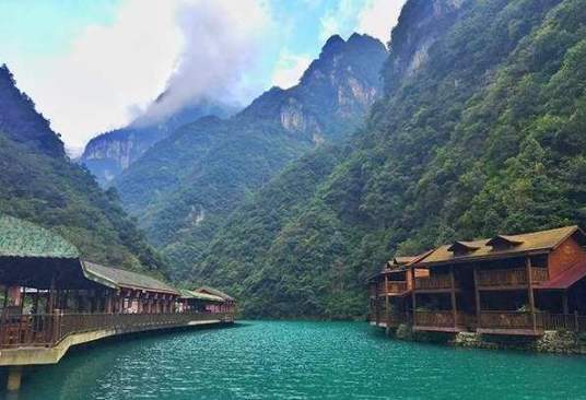 神龙峡旅游区