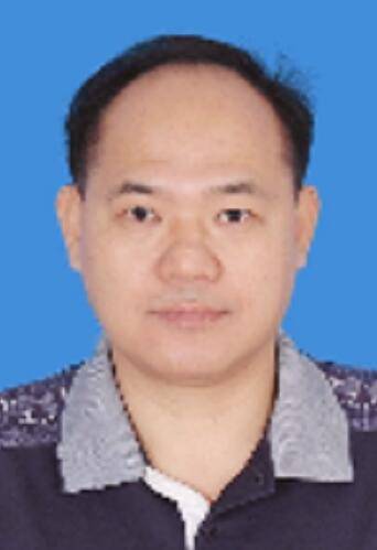 何俊（茂名市商务局二级调研员）