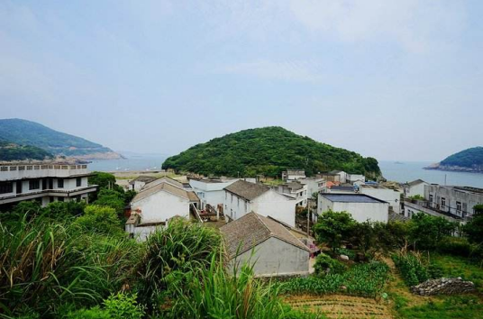海眼村（河南省遂平县嵖岈山镇下辖村）