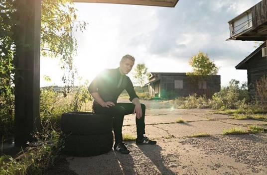 亚当·扬（美国男歌手、作曲家）