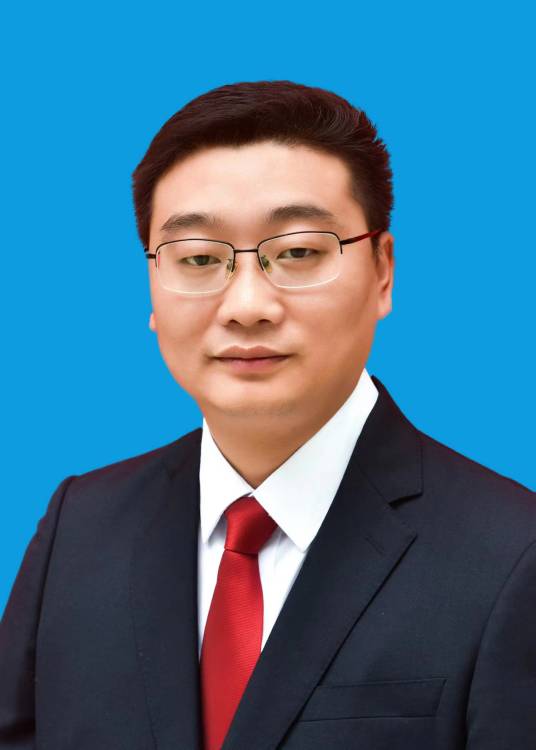 李俊（重庆市彭水县委教育工委书记）