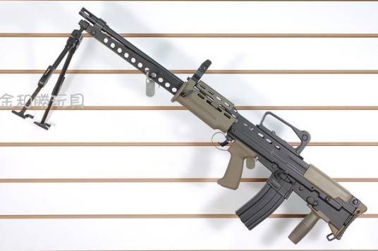 英国L86A1式5.56毫米轻机枪