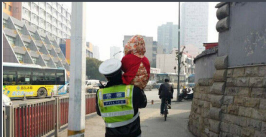 许明远（长沙市交警）