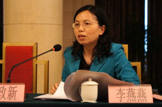 李燕燕（福建师工会常务副主席）