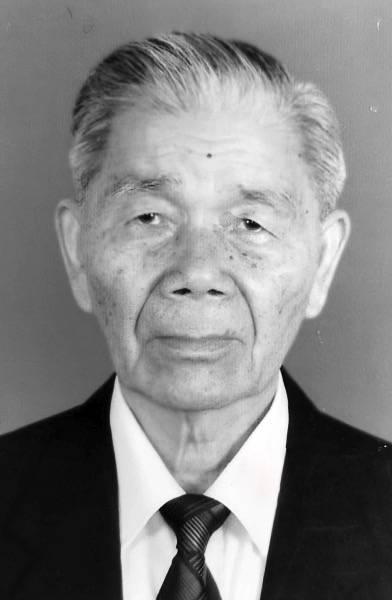 郑群（广东省政协原副主席）