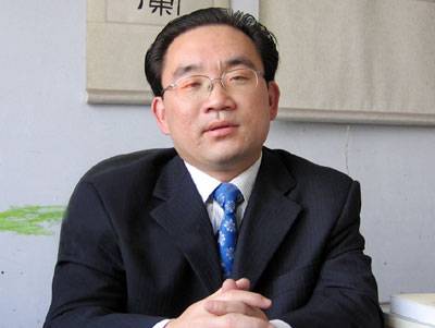 王立华（临沂十二中教师）