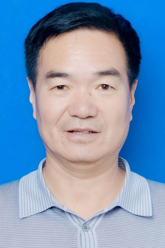 薛亮（新建生产建设兵团应急管理局原巡视员）