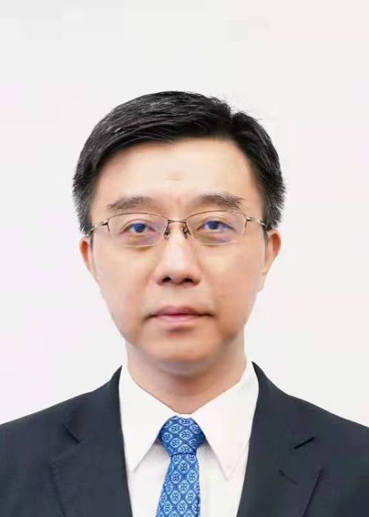 余晨（上海市知识产权局党组成员、副局长）