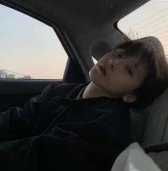 世界上有两个我（诗人凉、沈歆妍演唱歌曲）