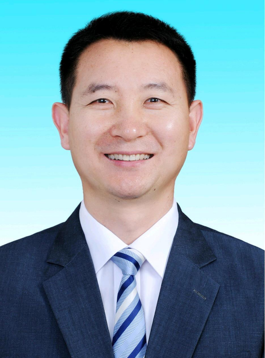 绳万青
