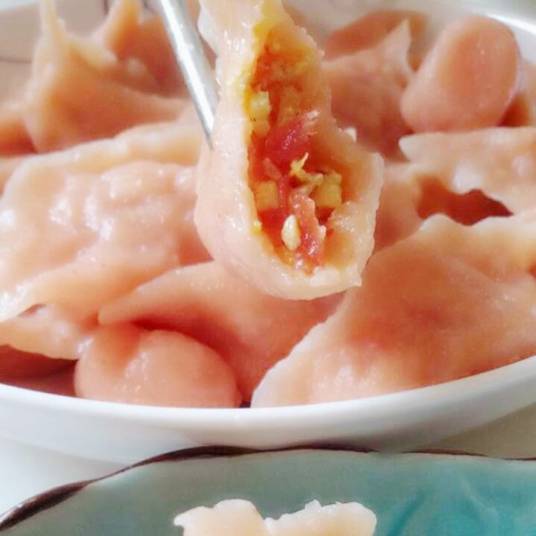 西红柿鸡蛋饺子