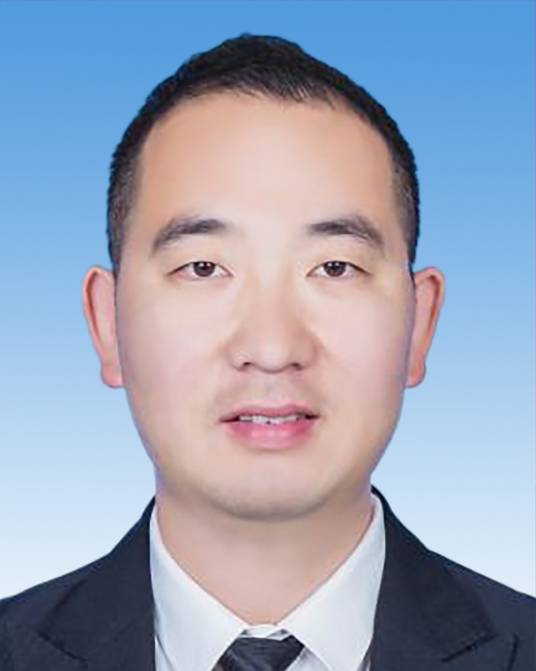 雷鹏（湖南省益阳市赫山区人民政府党组成员、副区长）