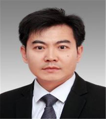 王旭明（威海市海洋发展局四级调研员、政工科科长）