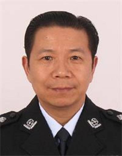 张书军（郑州市公安局党委副书记、常务副局长）