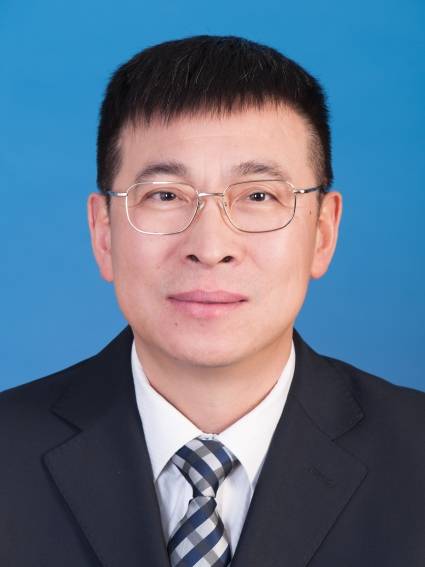 于振（黑龙江省哈尔滨新区党工委委员、管委会副主任，平房区委副书记、区政府区长）