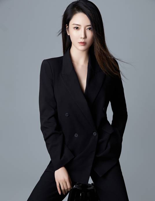 王玺（中国影视女演员）
