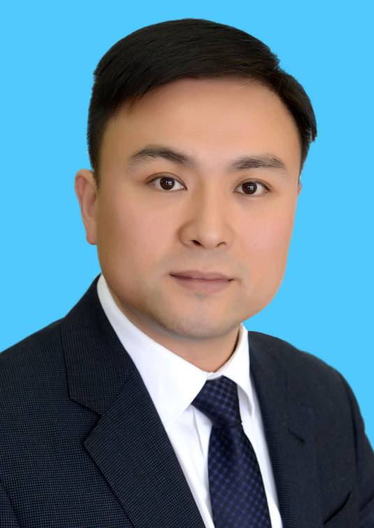 方伟（新疆和田地区行署党组成员、副专员）