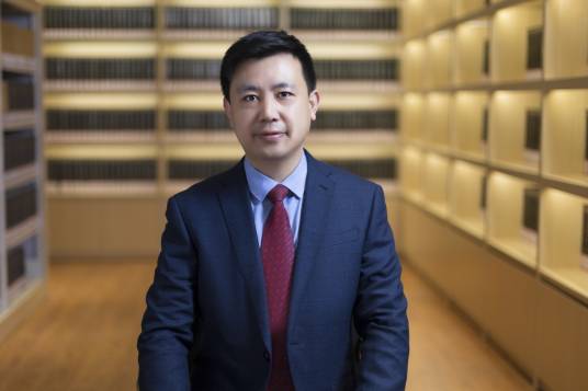 孙超（复旦大学文学博士）