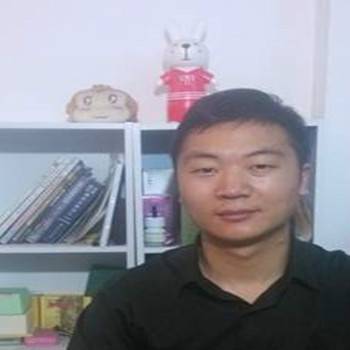 吴杰（成都纺专专业教师）