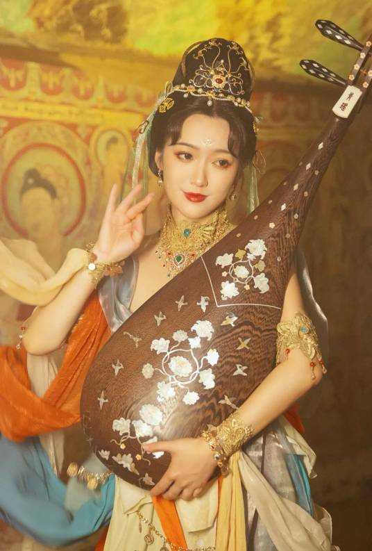 柳青瑶（中国内地琵琶演奏者）