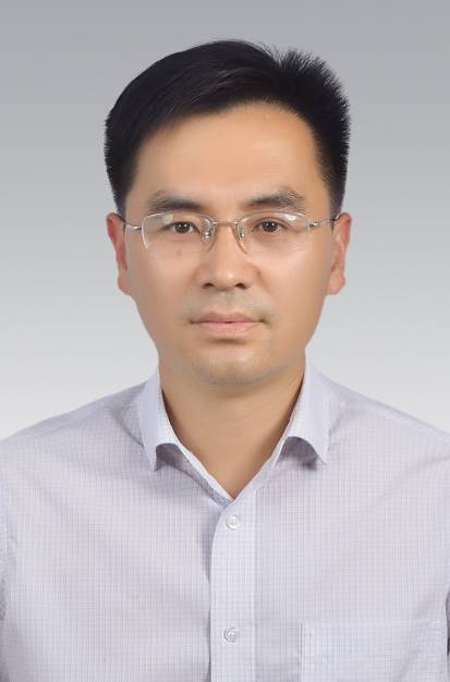 李玉刚（山东省淄博市沂源县政府党组成员、办公室党组书记、主任、一级主任科员）