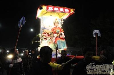 抬阁