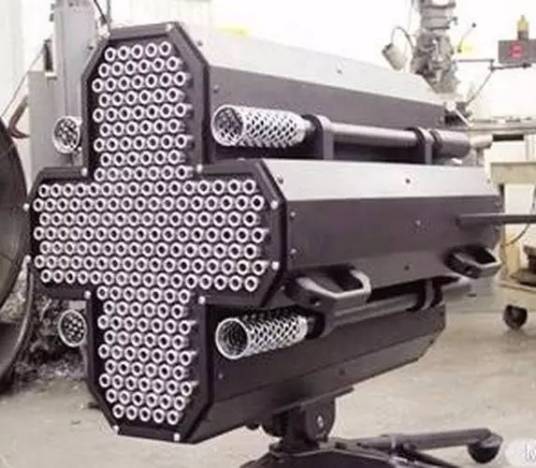 金属风暴（高科技武器）