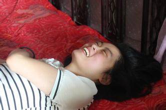 吴小艳（微笑女孩）
