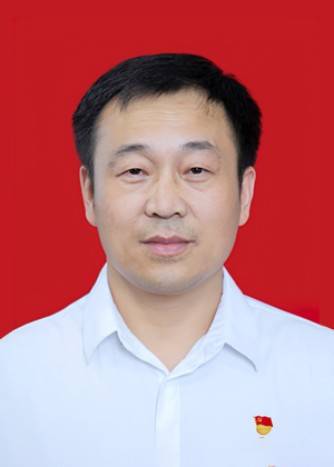 李才科（江西省上饶市余干县委常委、统战部部长，社会主义学校第一校长）