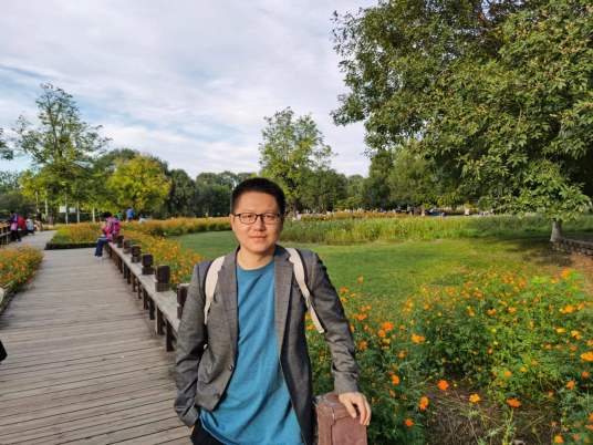 陈伟（中国科学院地球化学研究所副所长）