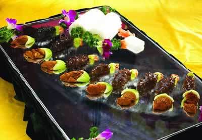 御笔猴头（以猴头菇、鸡脯肉、火腿、冬菇等主要原料制作的菜品）
