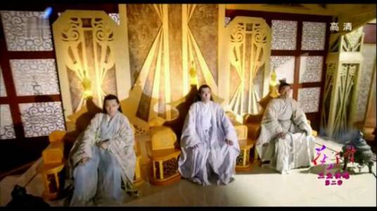 三尊（fresh果果所著《花千骨》中三位师尊合称）