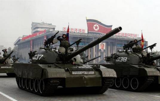先军915型坦克