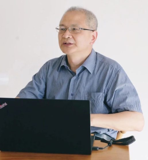 李斌成（电子科技大学光电信息学院教授）