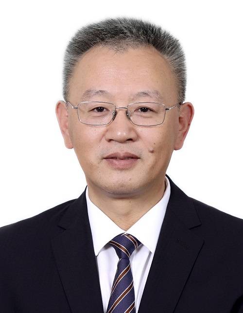 万涛（中国石油化工集团有限公司党组成员、副总经理）