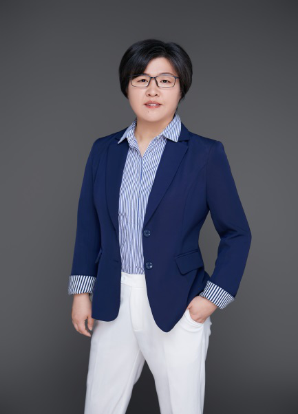 张芳（中国科学院上海有机化学研究所副研究员）