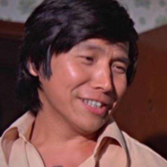 华山（中国香港男导演、上世纪70,80年代香港邵氏电影著名导演）