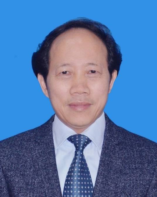 柴立元