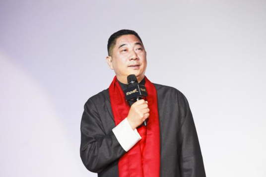 胡兴国（环亚集团董事长）