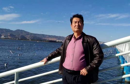 杨致远（中国书法名家协会会员）