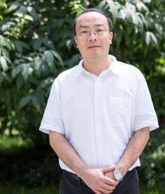 冯炼（成都开放大学党委书记）