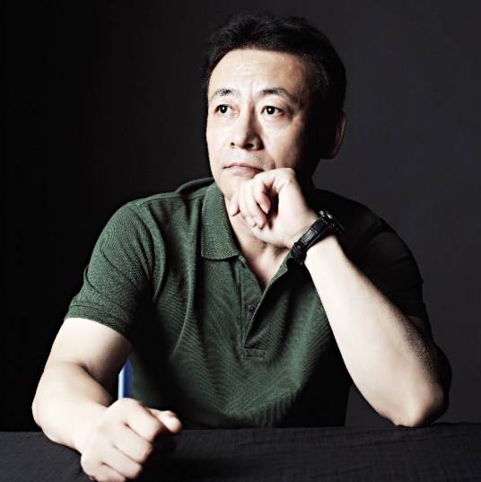 周立新（北京舞蹈学院教授）