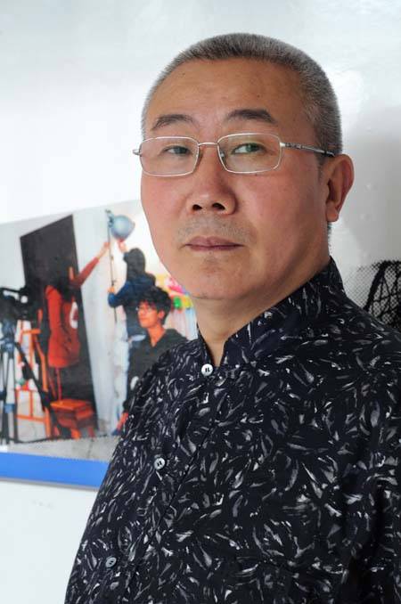 胡绍中（四川大学艺术学院教授）